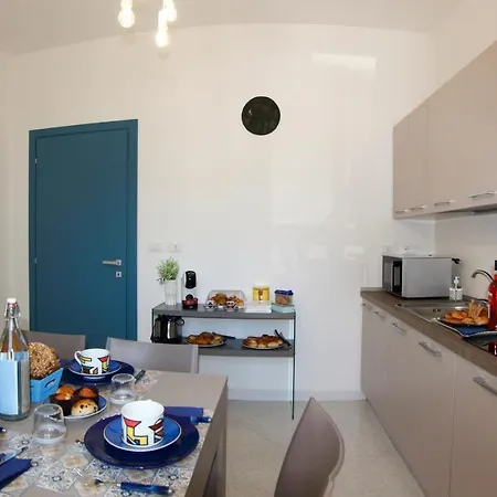 Guest house Blueciano 4*